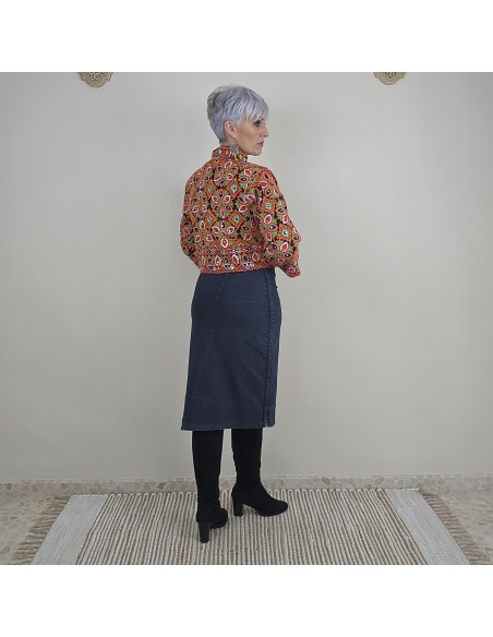 Chaqueta con bordados , típico de la India .